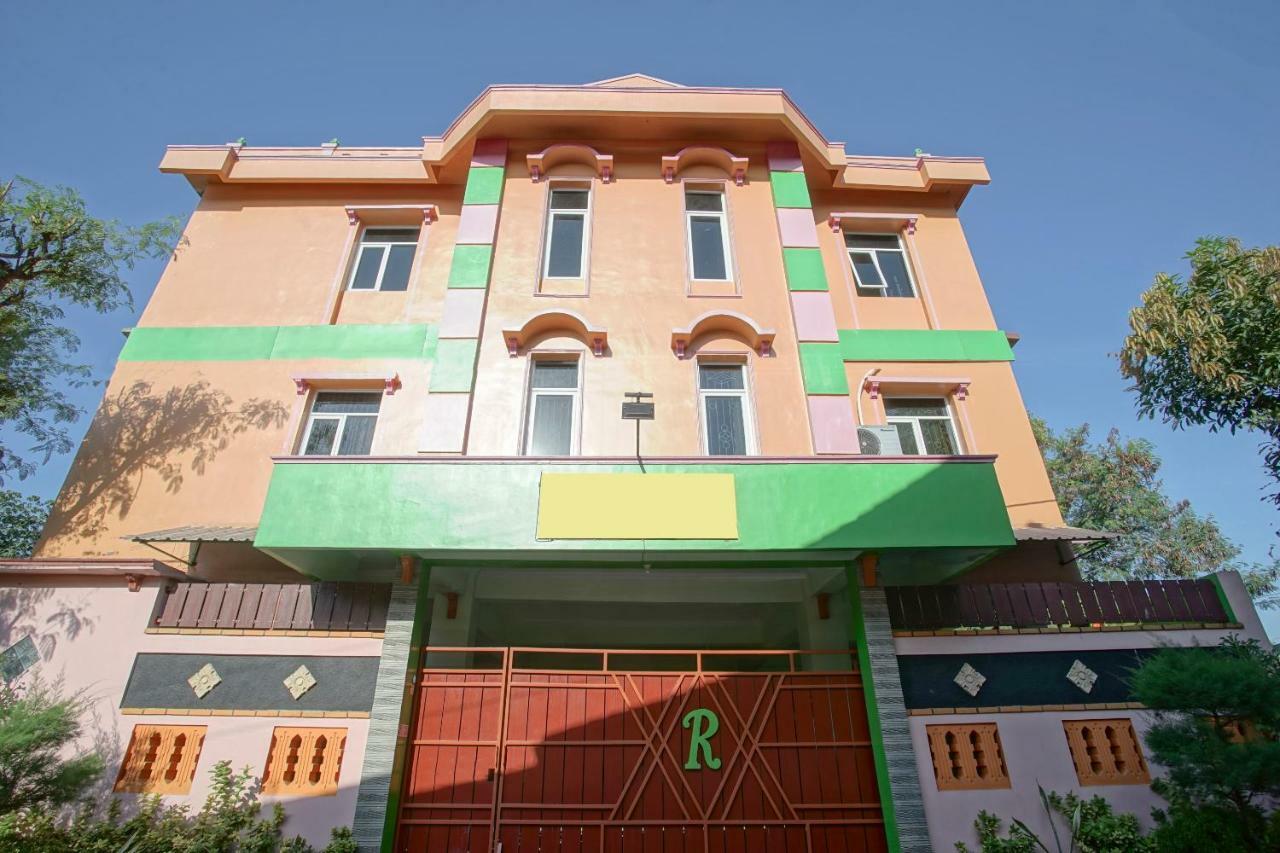 Oyo 1419 Rhona Guest House Syariah Yogyakarta Exterior foto